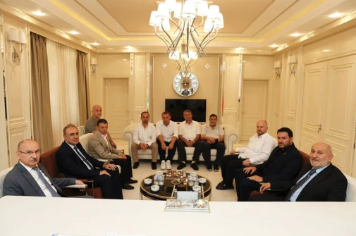 VALİ YAŞAR KARADENİZ HENDEK’TE