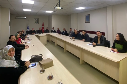 BAĞIMLILIKLA MÜCADELE ÇALIŞTAYINDA İLK TOPLANTI GERÇEKLEŞTİ