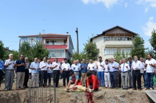 KUR´AN KURSU TEMELİ ATILDI