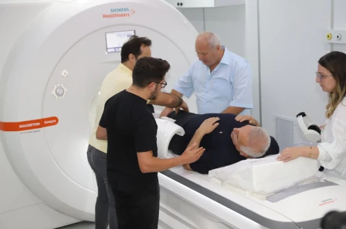 HENDEK’TE YENİ MR CİHAZI HİZMETE BAŞLADI